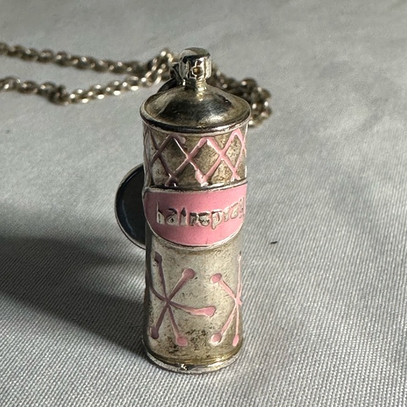 Older silvertone charm Hairspray can necklace - Picture 5 of 7
